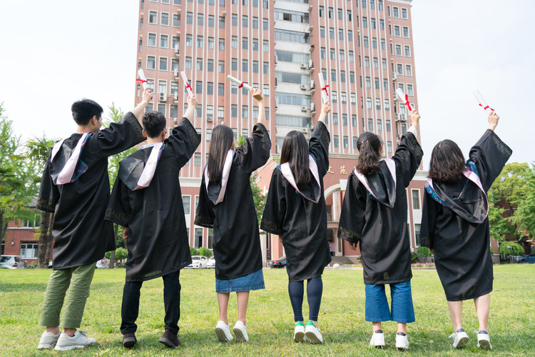 江汉职业艺术学院好不好，学校怎么样？