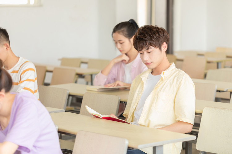 成都物流专业中职_成都物流职业学校